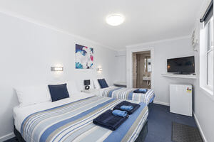 Triple Room Accommodation Maryborough Victoria | Wattle Grove Motel