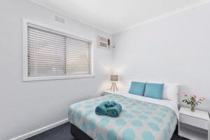 Wattle Grove Villa Accommodation Maryborough Victoria | Wattle Grove Motel